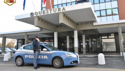 Rimini: minaccia la compagna e aggredisce i poliziotti, arrestato 50enne
