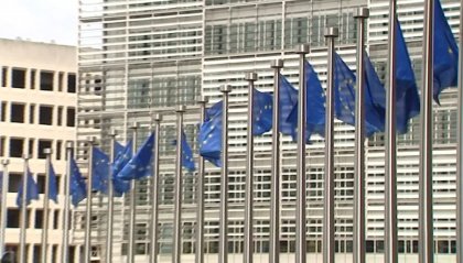 Stretta dell'UE sulle sanzioni: "confisca per chi le viola"