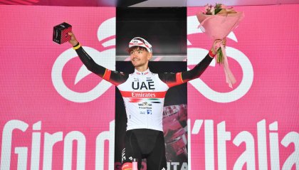Giro d'Italia: Hindley si prende la Rosa, Covi conquista la Marmolada