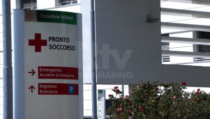 Arresto cardiaco per una donna alla stazione di Riccione: salvata da Polfer e da un medico tra i viaggiatori