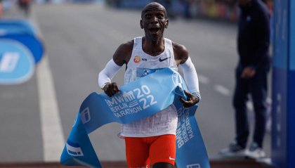 Maratona: nuovo record del mondo per Kipchoge