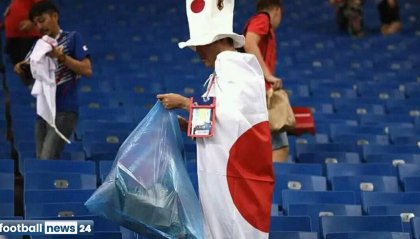Quella "strana" usanza dei tifosi della nazionale del Giappone a fine partita
