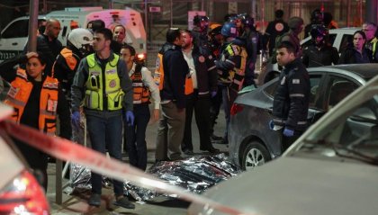 Gerusalemme: attacco palestinese davanti sinagoga, almeno 7 morti