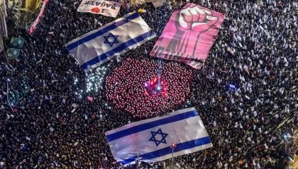 Israele: le grandi manifestazioni ottengono il rinvio del voto sulla riforma della giustizia