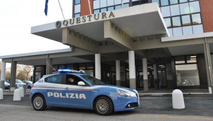 Rimini, maltratta e insulta la mamma sulla sedia a rotelle: arrestato il figlio violento
