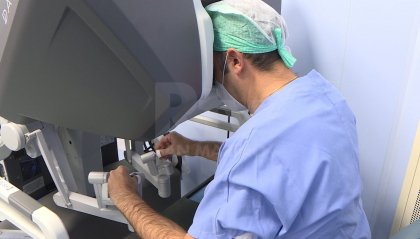 Sanità: la chirurgia robotica compie un anno. Focus alle 21 su Viceversa