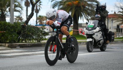 Tirreno-Adriatico: Juan Ayuso vince la cronometro