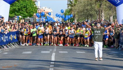 Rimini Marathon: migliaia al via delle gare, nella 21km Agostini sedicesimo