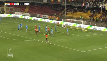 La Carrarese fa festa: il 2-2 a Benevento vale la finale per la B